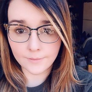 Meet your Posher, Robyn